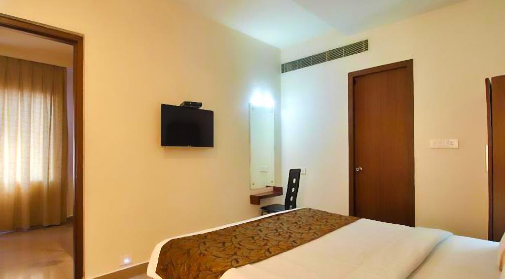 คอนติเนนทอลปาร์คโฮเต็ล Hotel วิเจยาวารา ภายนอก รูปภาพ